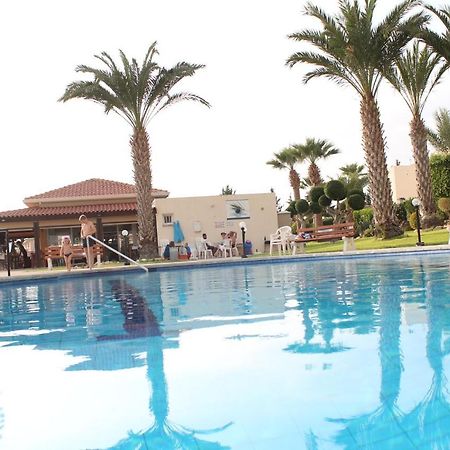 Happy Holiday Coral Bay Bagian luar foto